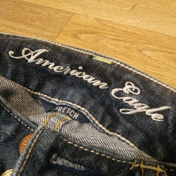 American Eagle size 2 Artist flare jeans - Picture 4 of 4